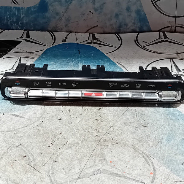 MERCEDES A CLASS HEATER AC CLIMATE CONTROLS A2479053402 2018-2023