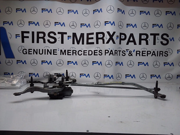 MERCEDES E-CLASS 2019 W213 A2138207402 FRONT WIPER MOTOR  FM00178