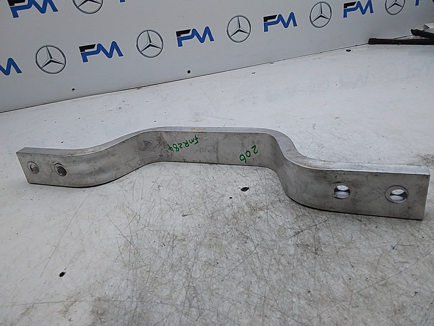 MERCEDES C-CLASS W206 CENTER TUNNEL STIFFENER A2066190100 FMR284