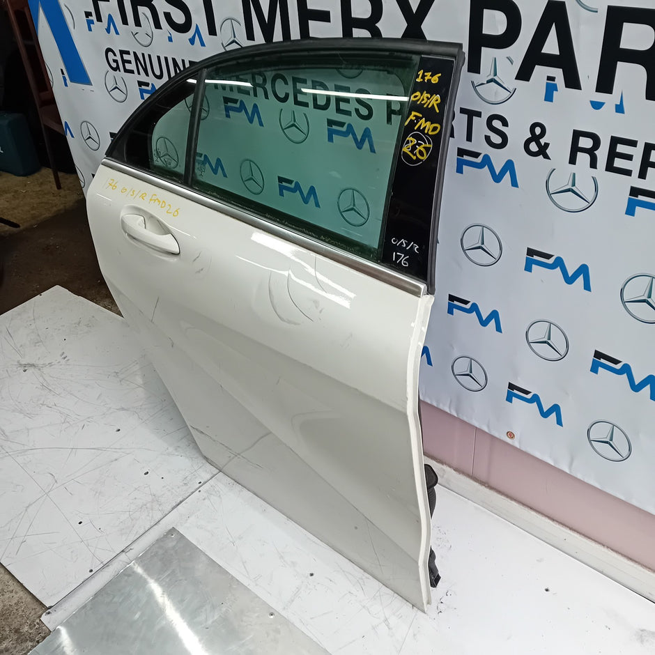 MERCEDES BENZ A-CLASS W176 DRIVER REAR DOOR (OFF SIDE REAR) WHITE FMD26