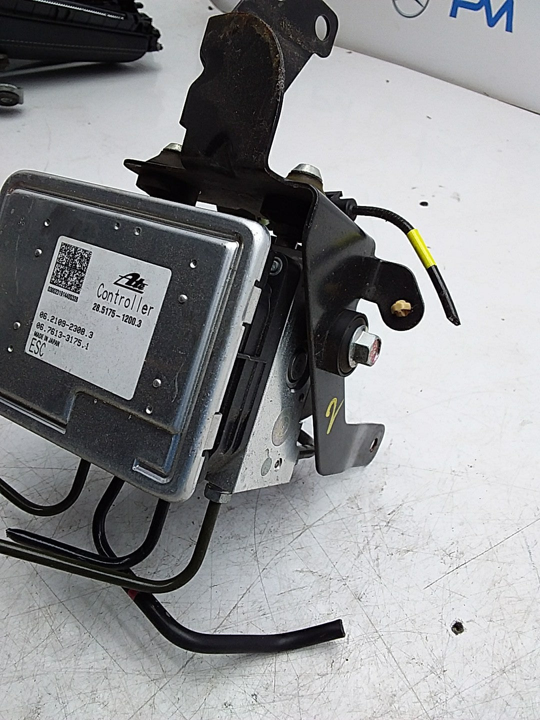 MITSUBISHI OUTLANDER MK3 HYBRID ABS PUMB AMPLIFIER UNIT 4670B747 FMR496