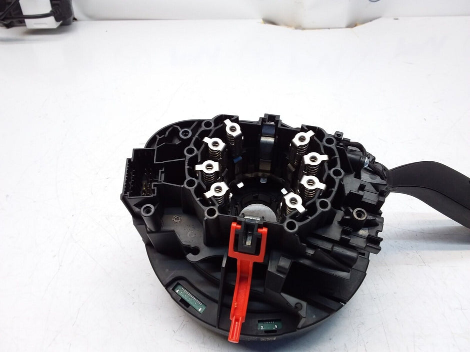 Mercedes  B-CLASS W246 INDICATOR/WIPER GEAR SELECT + SQUIB  2015 FM00539