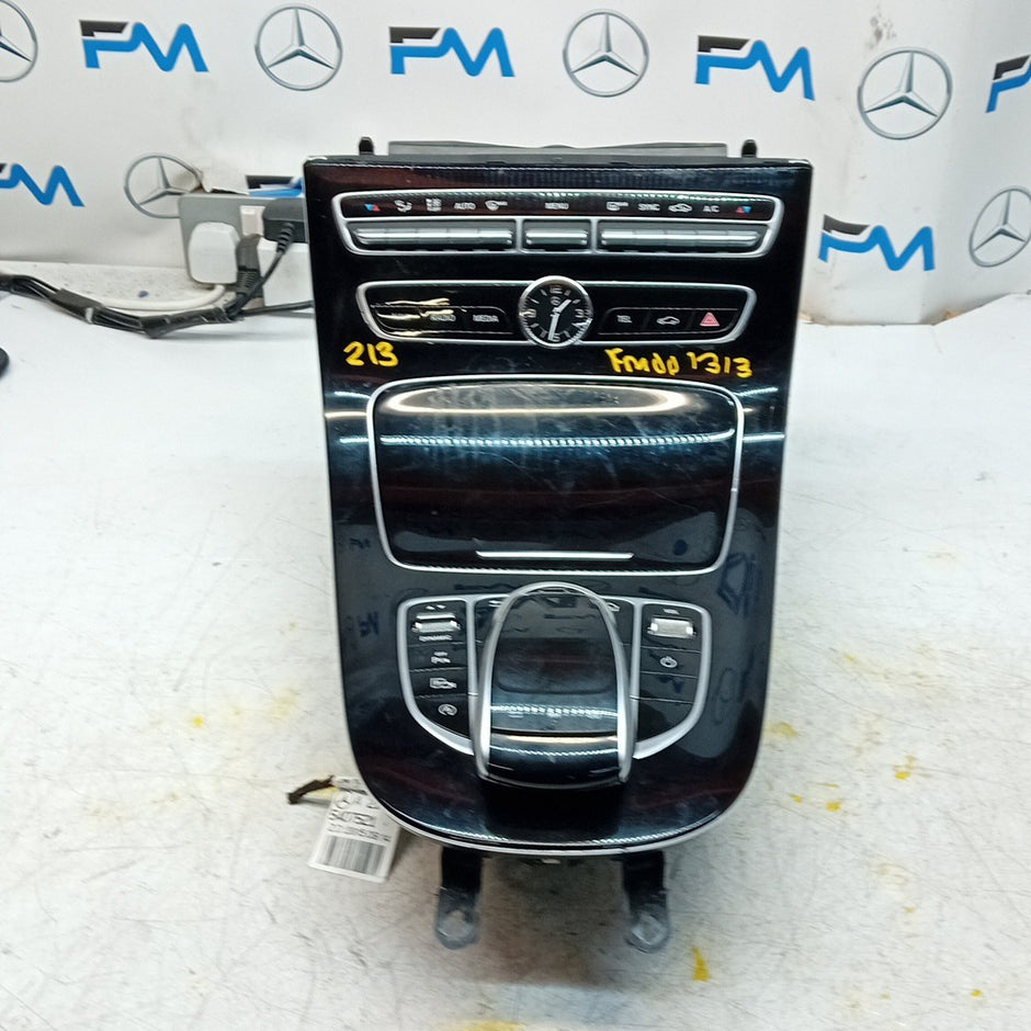  MERCEDES E-CLASS W213 CLIMATE & CENTRE CONSOLE A2138100815  COMPLETE FM001313