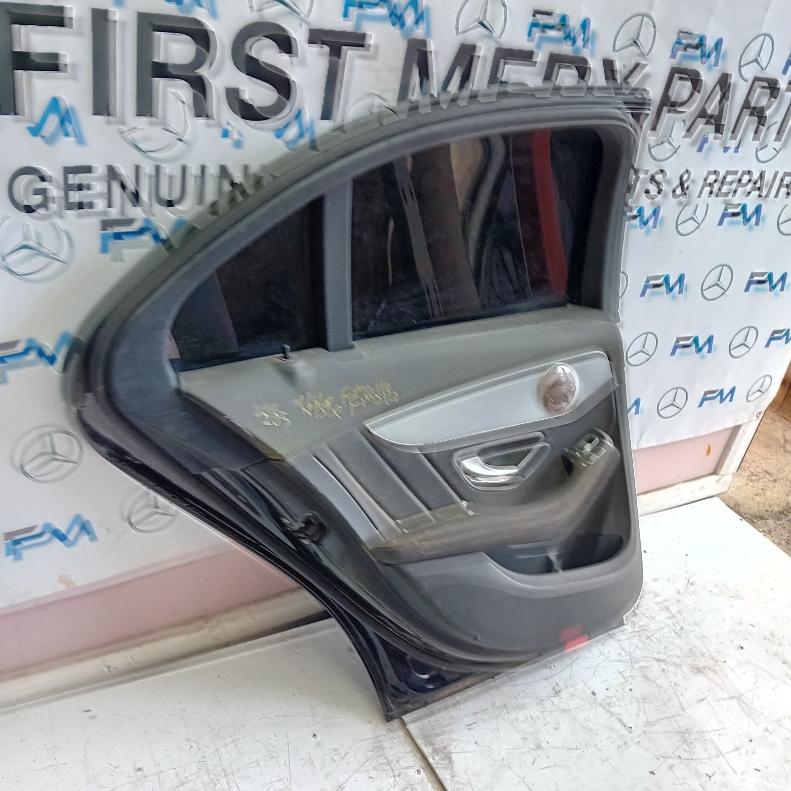 MERCEDES BENZ  C-CLASS W2O5 PASSENGER SIDE REAR DOOR N/S/R COMPLETE BLACK FMD110