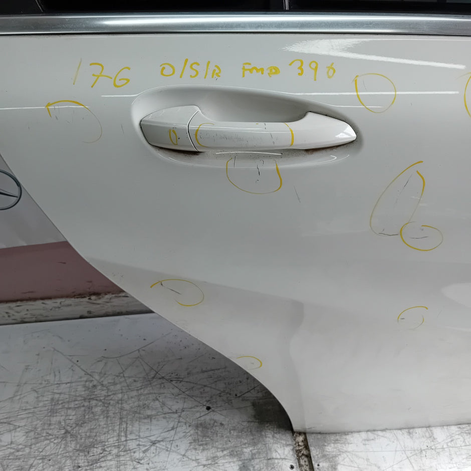 MEECEDS A-CLASS W176 DRIVER REAR DOOR OSR WHITE 2012-18 COMPLETE FMD396