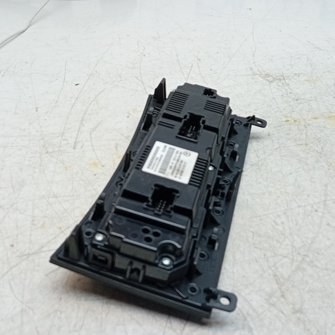 MERCEDES BENZ  E-CLASS W207 W212 CLIMATE CONTROL PANEL A2129006527 2016 FM001542