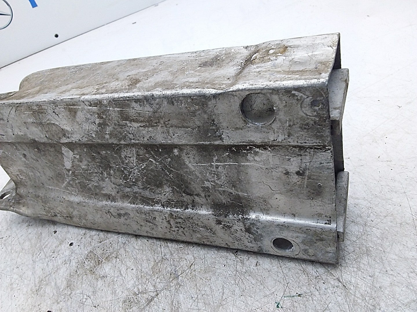 MERCEDES C-CLASS W204 ABSORBER BAR REINFORCEMENT RIGHT SIDE A2046202095 FMR269