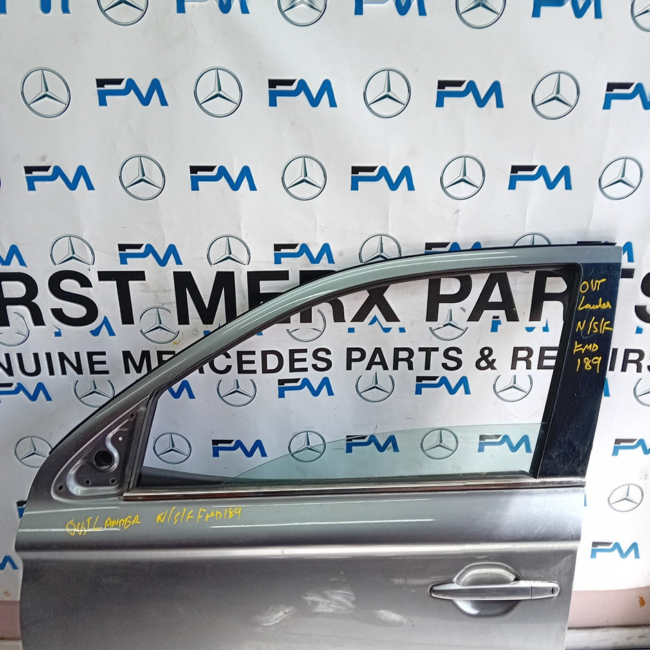 MITSUBISH OUTLANDER MK3 PASSENGER FRONT DOOR NSF GREY 2013 COMPLETE FMD189