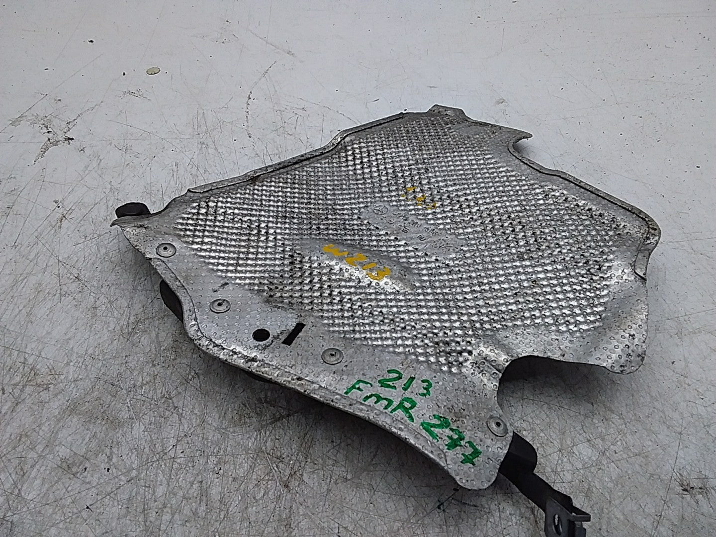MERCEDES E-CLASS W213 HEAT INSULATION PLATE A2136801305 FMR277