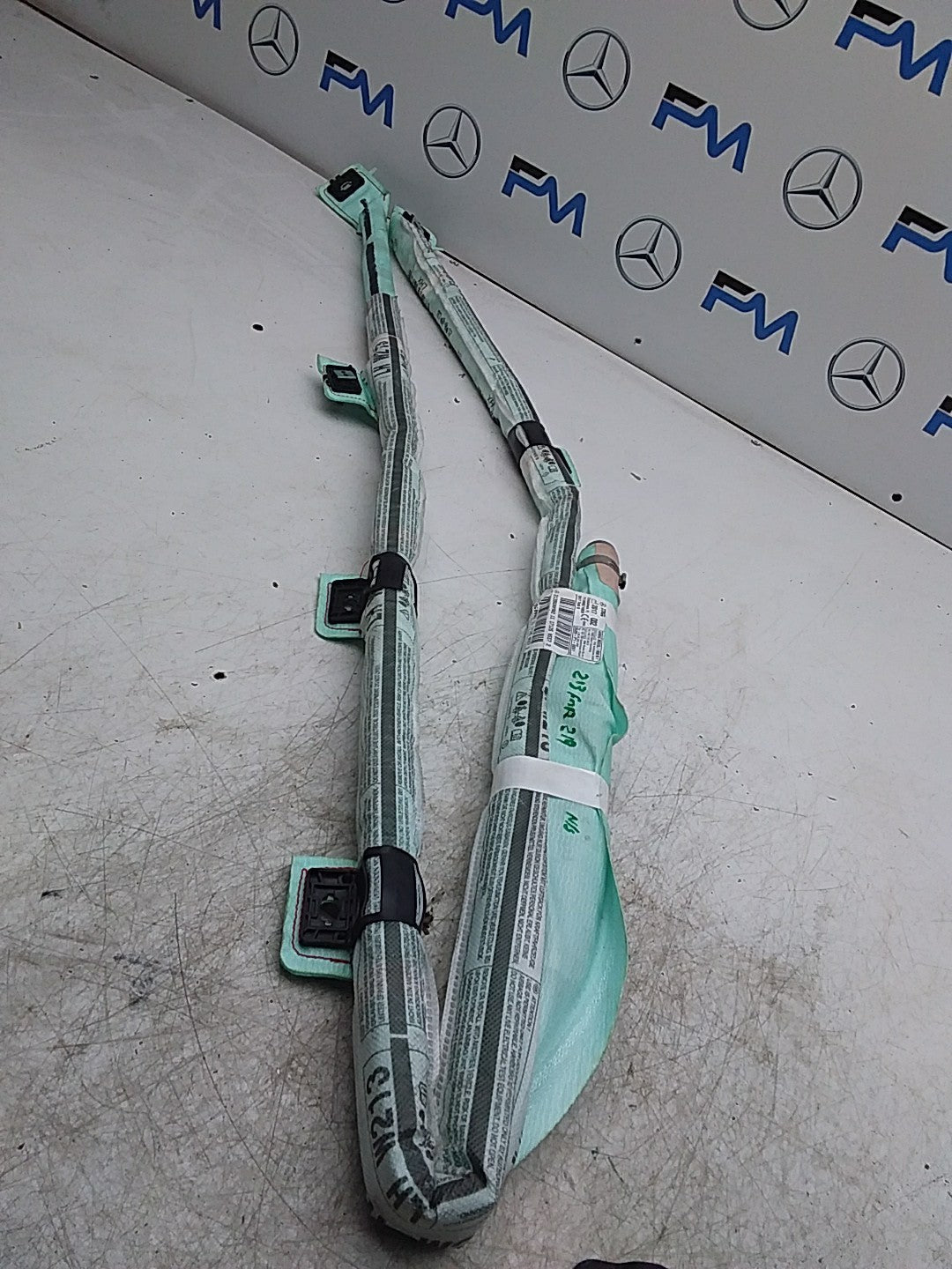 MERCEDES E-CLASS W213 CURTAIN ROOF AIRBAG NS LEFT SIDE A2138600902 FMR219