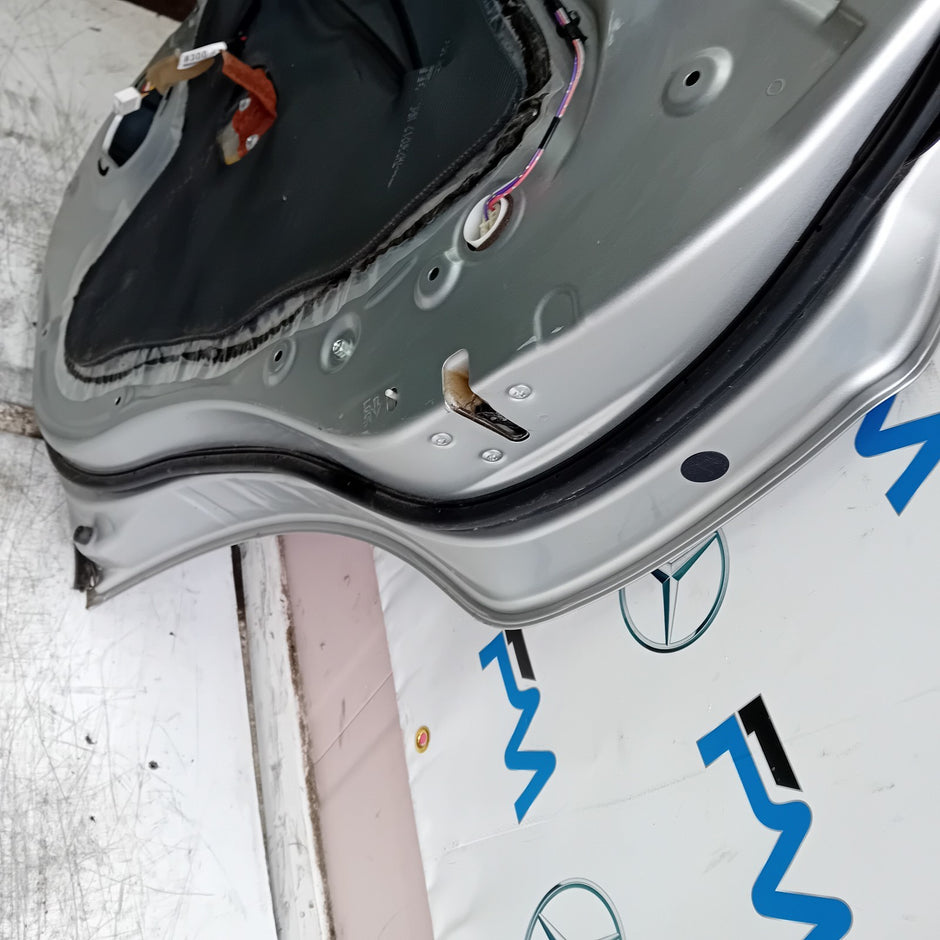 MITSUBISHI OUTLANDER MK3 DRIVER SIDE REAR DOOR OSR SILVER 2013 FMD412