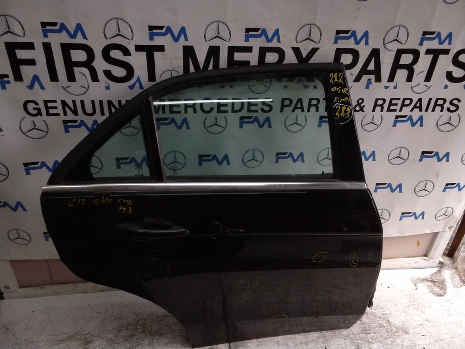 MERCEDES E-CLASS W212 DRIVER REAR DOOR OSR BLACK 2009-16 COMPLETE FMD343