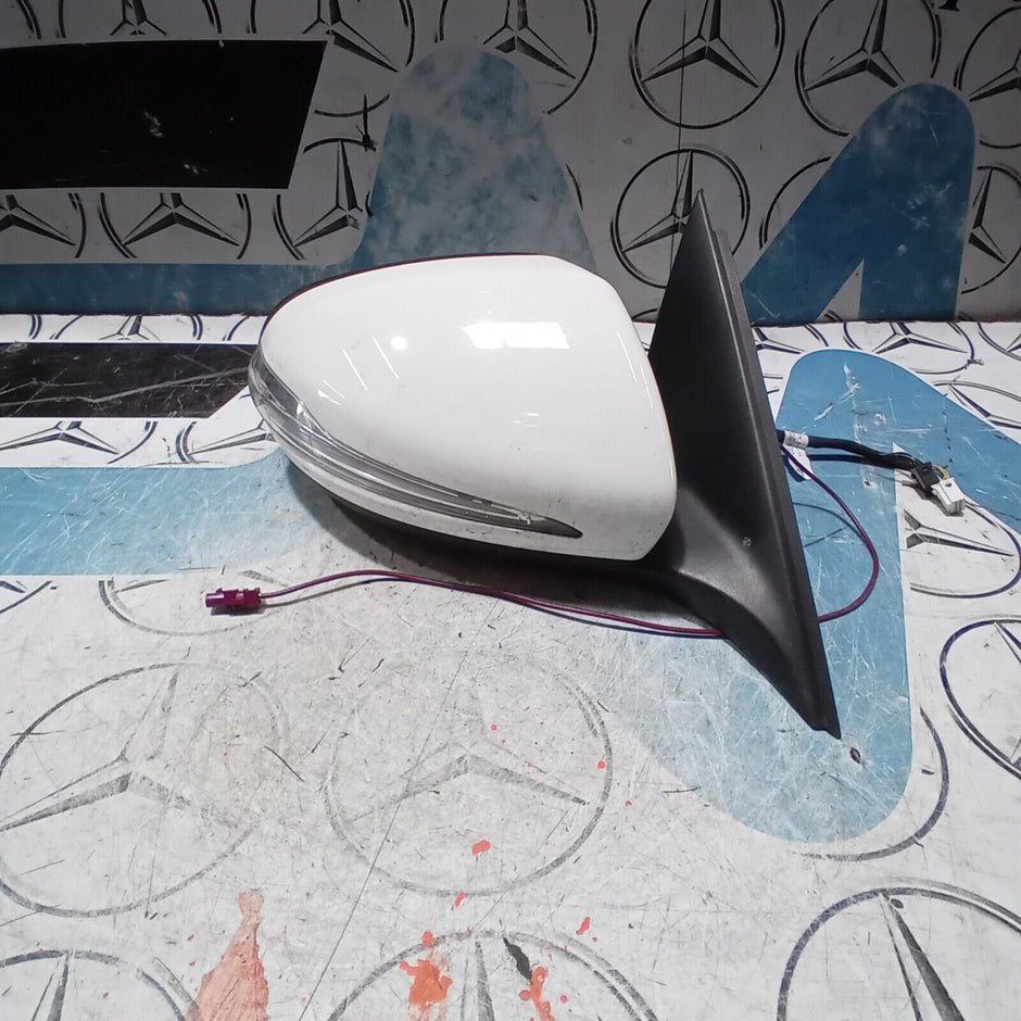2015/2022 MERCEDES BENZ W205 WING MIRROR A2058102016 RIGHT SIDE