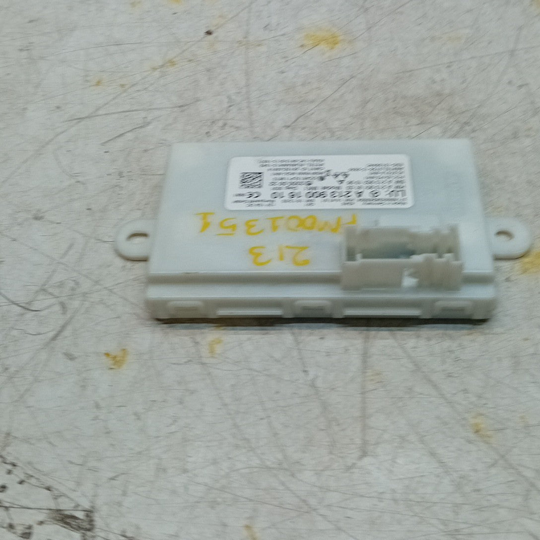 MERCEDES BENZ E-CLASS KEYLESS GO CONTROL UNIT W213 A2139001610 FM001351
