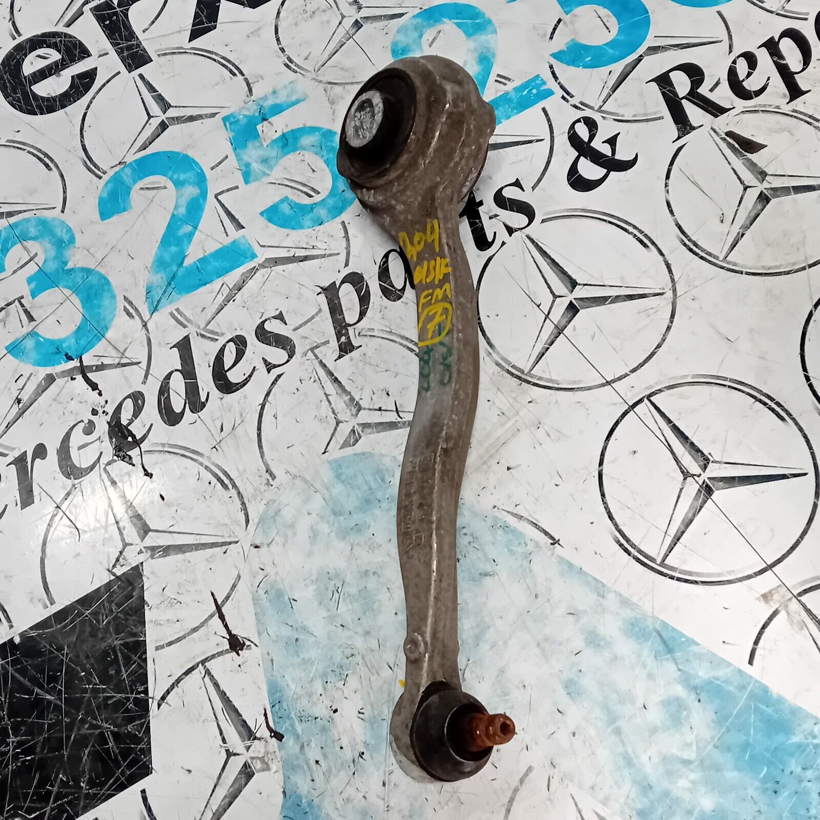 2016 MERCEDES W204 DRIVER SIDE FRONT (OSF) WISHBONE CONTROL ARM  FMW7