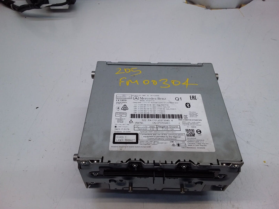 MERCEDES BENZ C CLASS W205 2017 RADIO CD  STEREO HEAD UNIT  A2059005036 FM00304