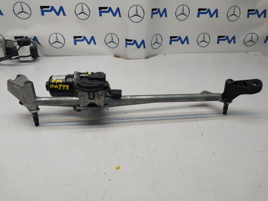 MERCEDES-BENZ A CLASS W177  FRONT WIPER MOTOR WITH LINKAGE A1779064801 FM00238