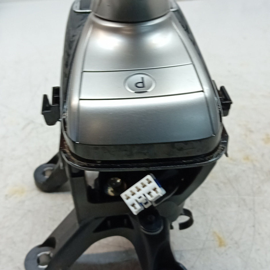 MITSUBISHI OUTLANDER MK3 GEAR LEVER SELECTOR  + TRIM 2400A355 FM001634