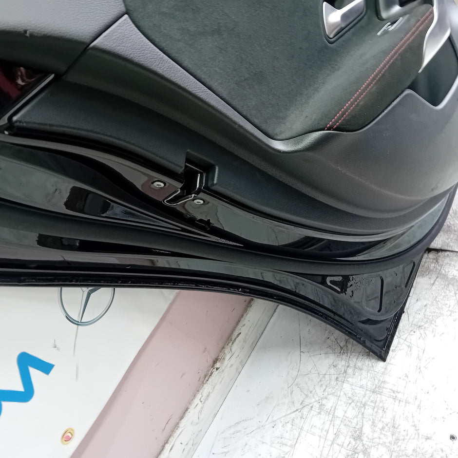 MERCEDES A-CLASS W177 SLN DRIVER REAR DOOR OSR BLACK 2018 ON COMPLETE FMD269