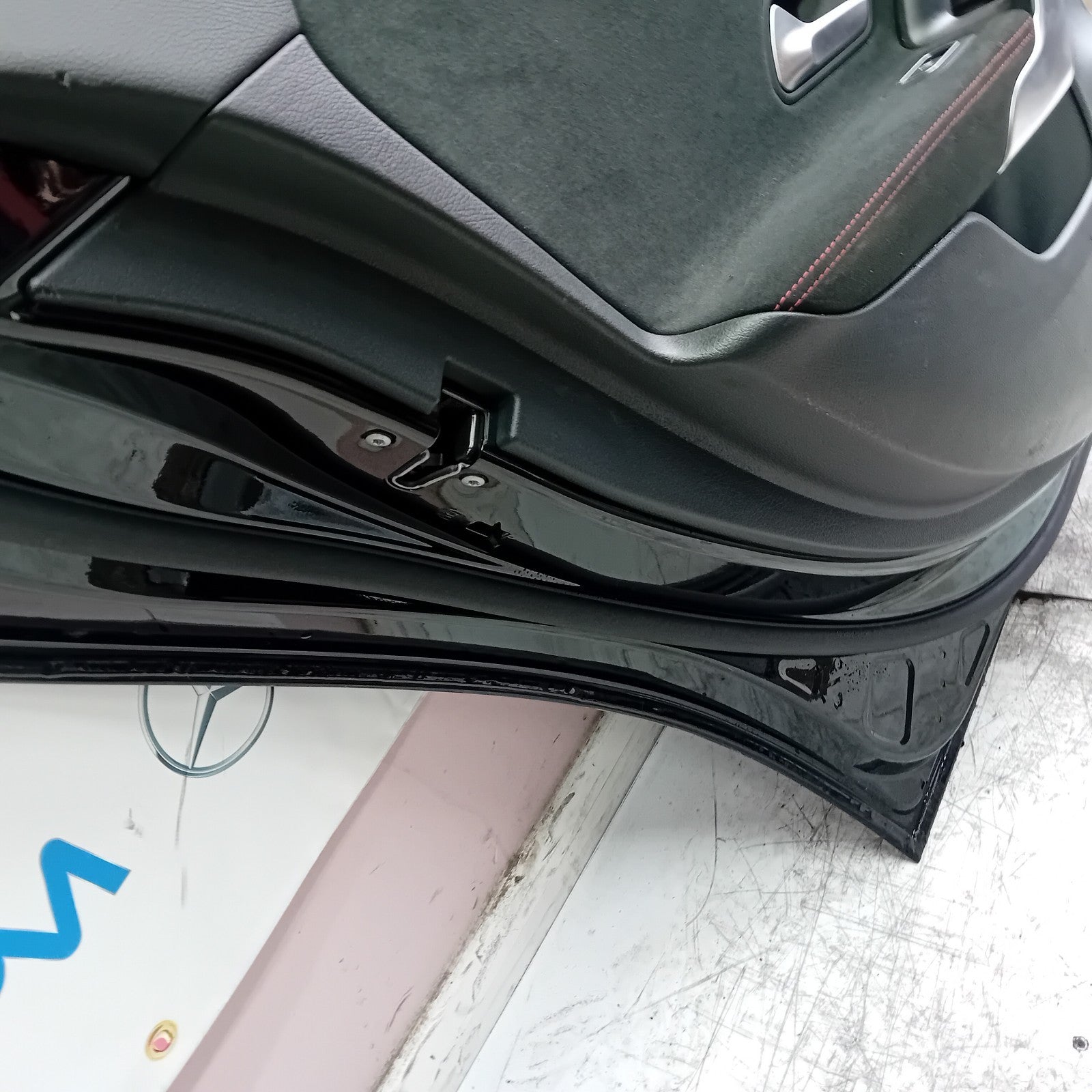 MERCEDES A-CLASS W177 SLN DRIVER REAR DOOR OSR BLACK 2018 ON COMPLETE FMD269