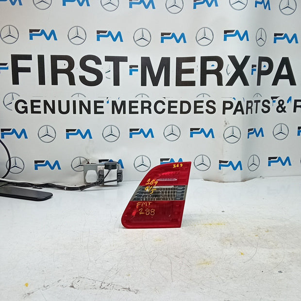 MERCEDES A-CL W169 DRIVER RIGHT  REAR TAIL LIGHT A1698201664 2004-12 FMT288