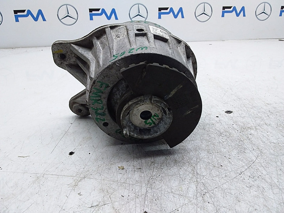MERCEDES BENZ  C-CLASS W205  ENGINE MOUNT LEFT NS A2052406617 FMR322