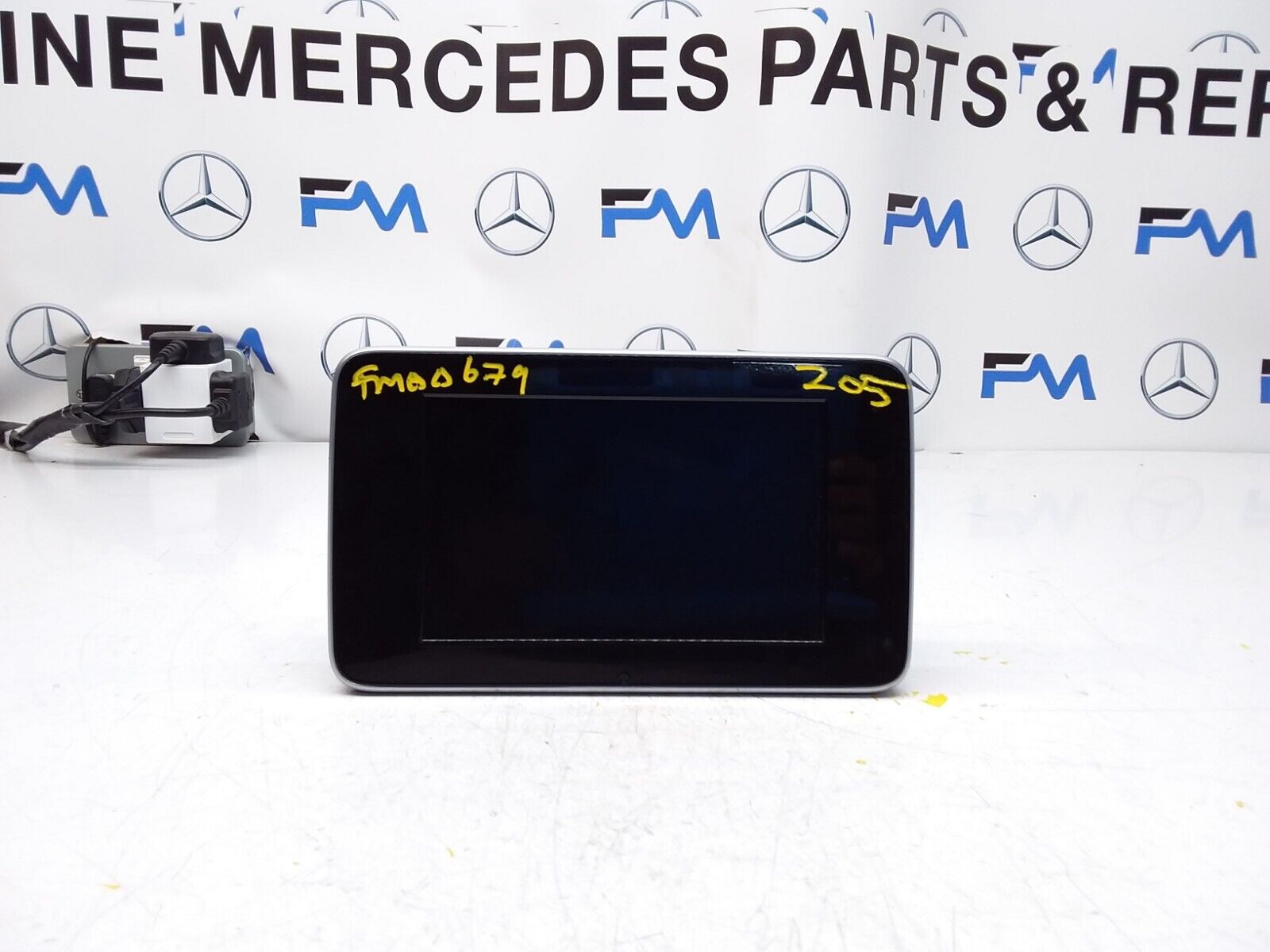 MERCEDES C-CLASS W205 2017 SAT NAV MULTIMEDIA SCREEN A2059004113 FM00679
