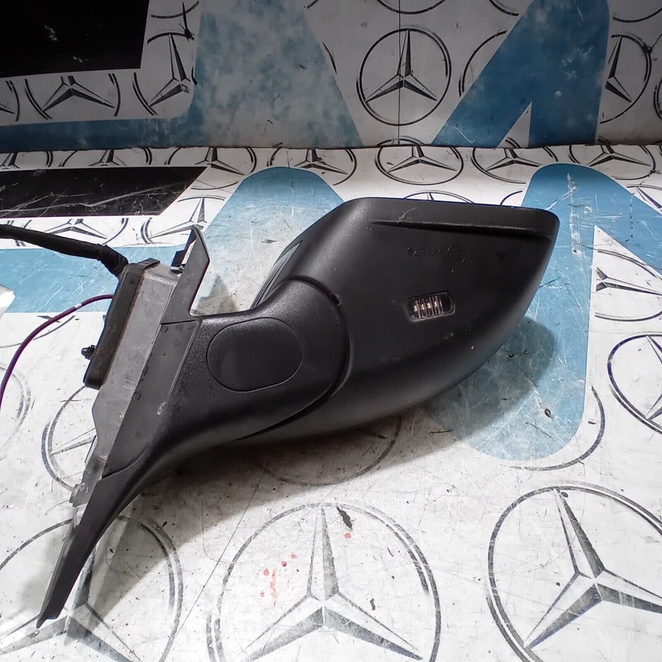 2007/15MERCEDES C-CLASS W205 RIGHT DRIVER SIDE POWER FOLD WING MIRROR 2058102016