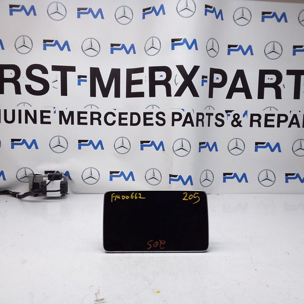 MERCEDES C-CLASS W205 2016 SAT NAV MULTIMEDIA SCREEN A2059002211 FM00662