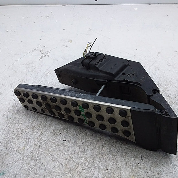 MERCEDES C-CLASS W205 ACCELERATOR THROTTLE GAS PEDAL A2053000104 FMR286