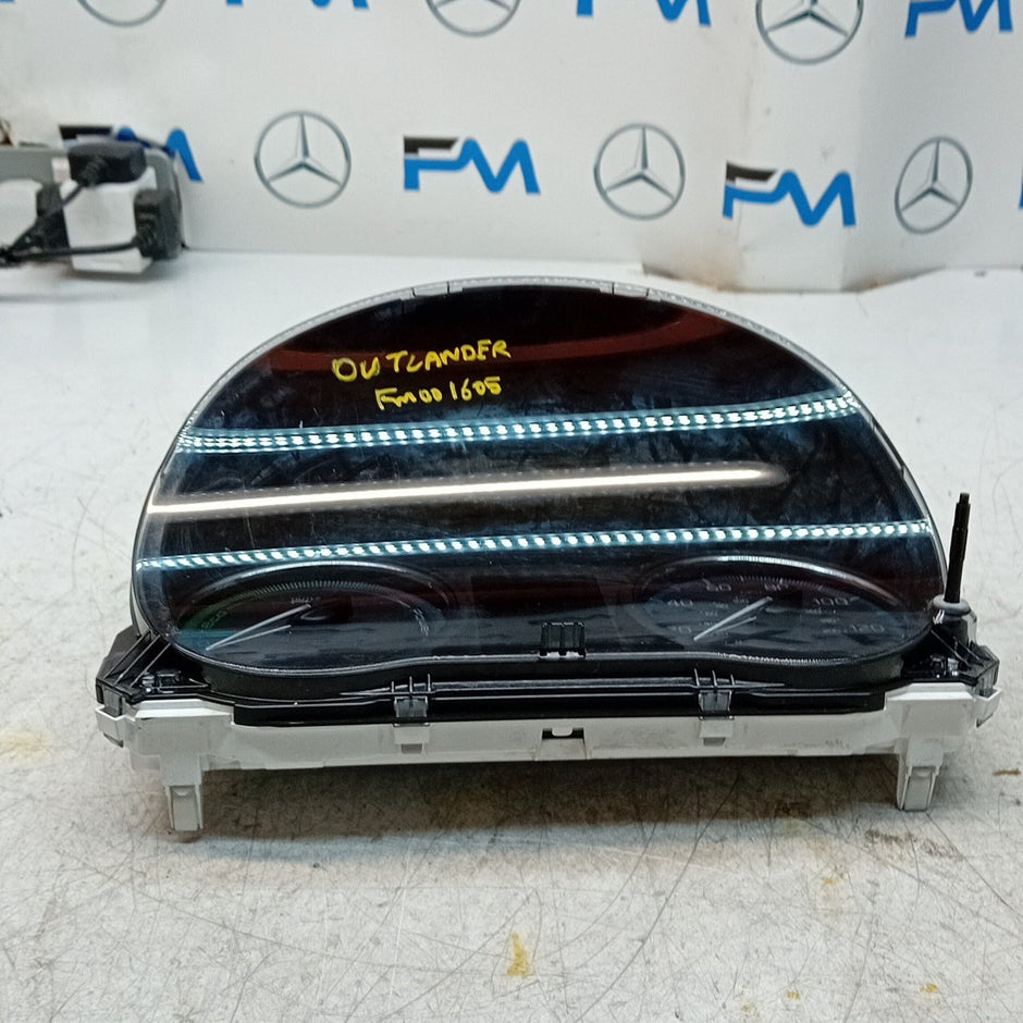 MITSUBISHI OUTLANDER MK3 SPEEDOMETER INSTRUMENT CLUSTER  8100C386 FM001605