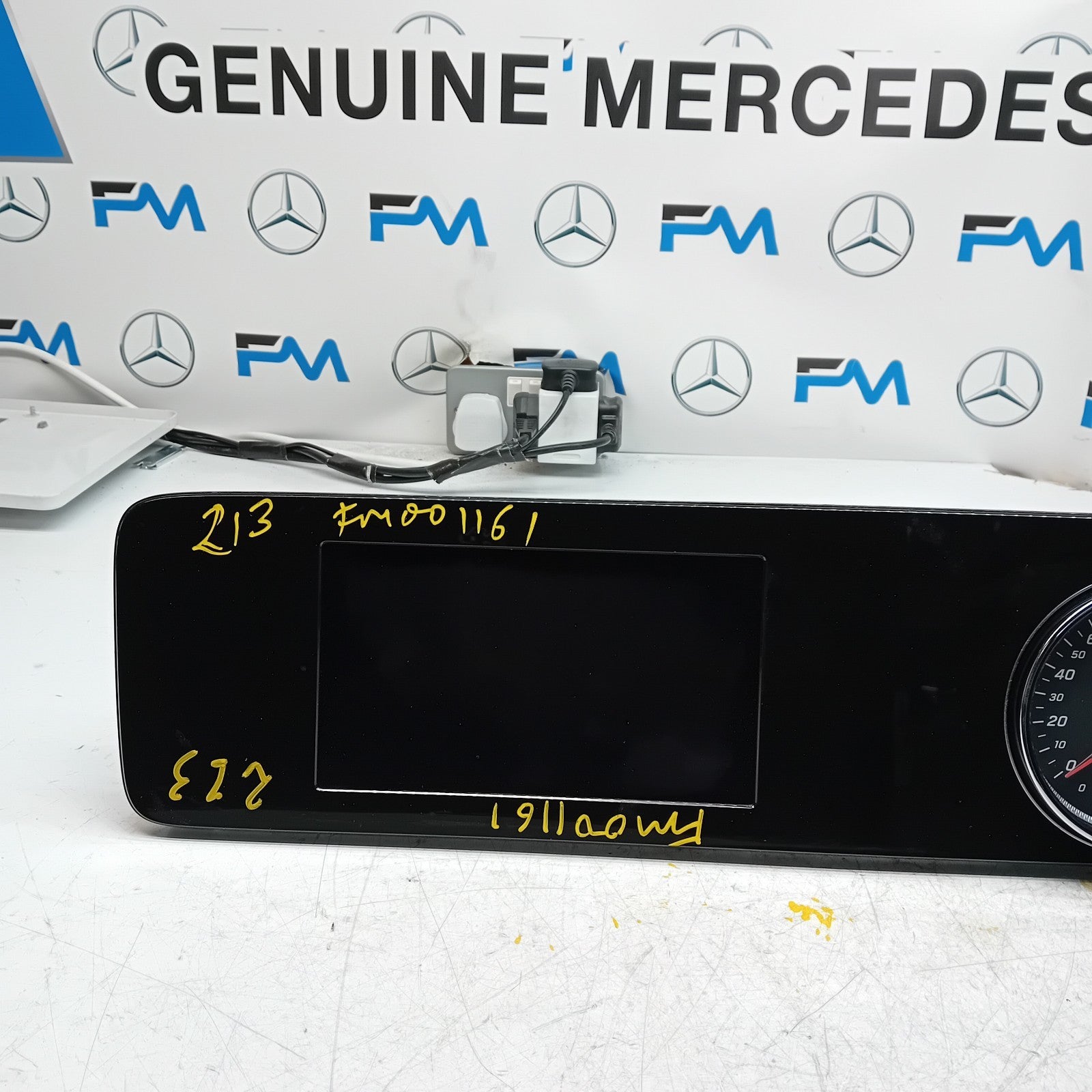 MERCEDES E-CLASS W213 DISPLAY SCREEN A2139009406 2017 FM001161