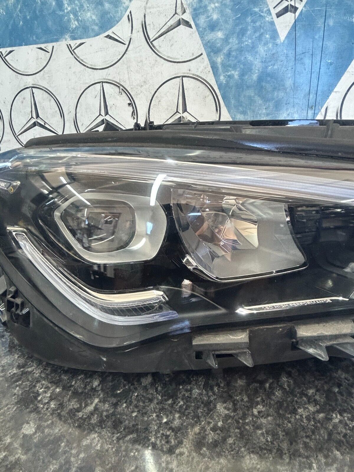 MERCEDES CLA W118 19-23 DRIVER SIDE O/S LED HEADLAMP  COMPLETE A1189068600 FMH69