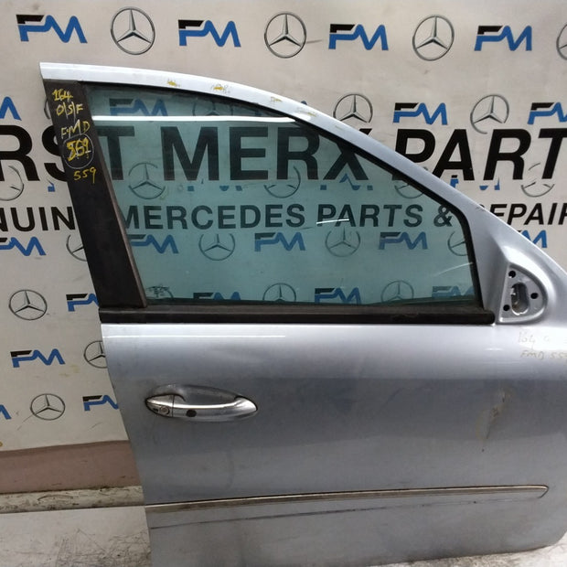 MERCEDES M-CLASS W164  DRIVER FRONT DOOR OSF  2005-2011 SILVER  FMD559