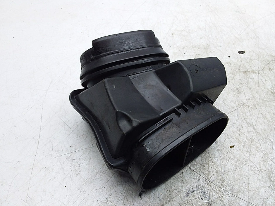 MERCEDES BENZ  E-CLASS W213 AIR INTAKE DUCT A6540901200 FMR211