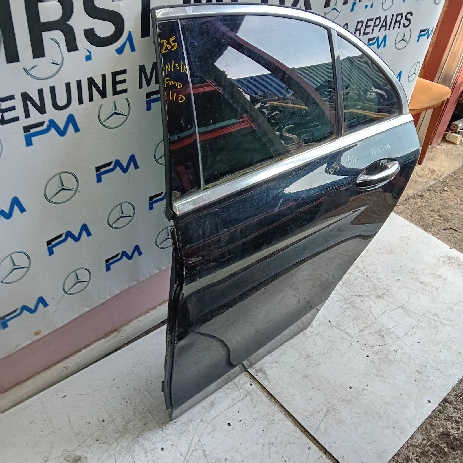 MERCEDES BENZ  C-CLASS W2O5 PASSENGER SIDE REAR DOOR N/S/R COMPLETE BLACK FMD110