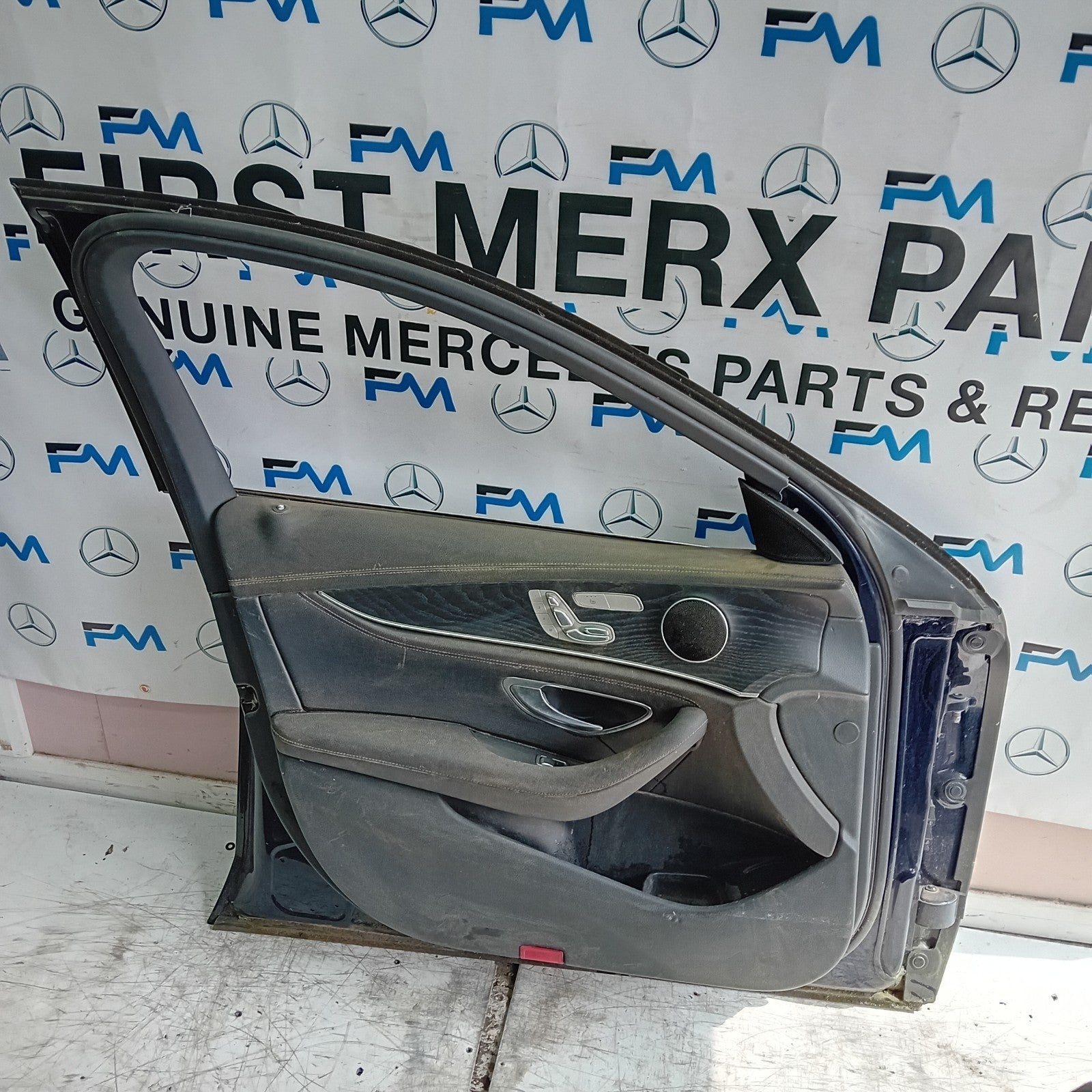 MERCEDES E-CLASS W213 SLN PASSENGER FRONT DOOR NSF BLUE 2016 ON COMPLETE FMD377