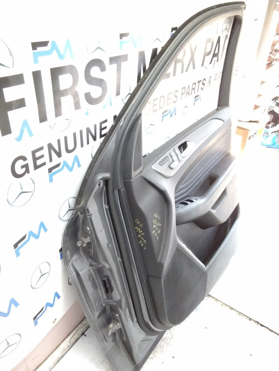 MERCEDES M-CLS W166  DRIVER REAR DOOR OSF GREY 2011-15 COMPLETE FMD582