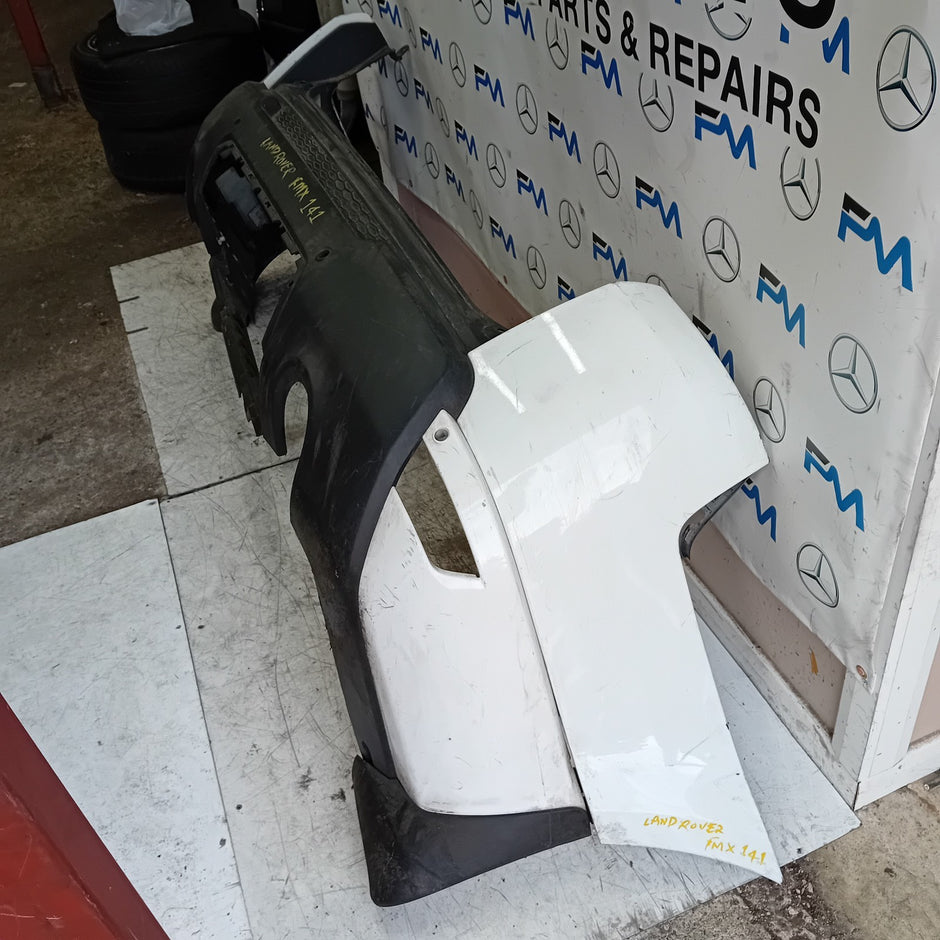 LAND ROVER SPORT REAR BUMPER WHITE 2013-2018 DK62 17D753AA FMX141