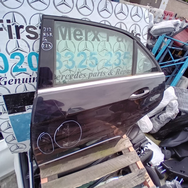 MERCEDES BENZ E-CLASS  W212  PASSENGER SIDE REAR DOOR ( NEAR SIDE REAR )