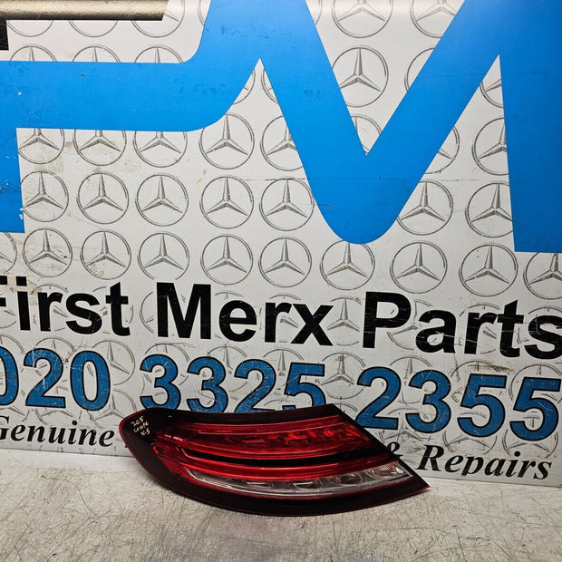 MERCEDES BENZ C-CLASS  W205 COUPE PASSENGER SIDE  ( N.S ) L.E.D TAIL LIGHT