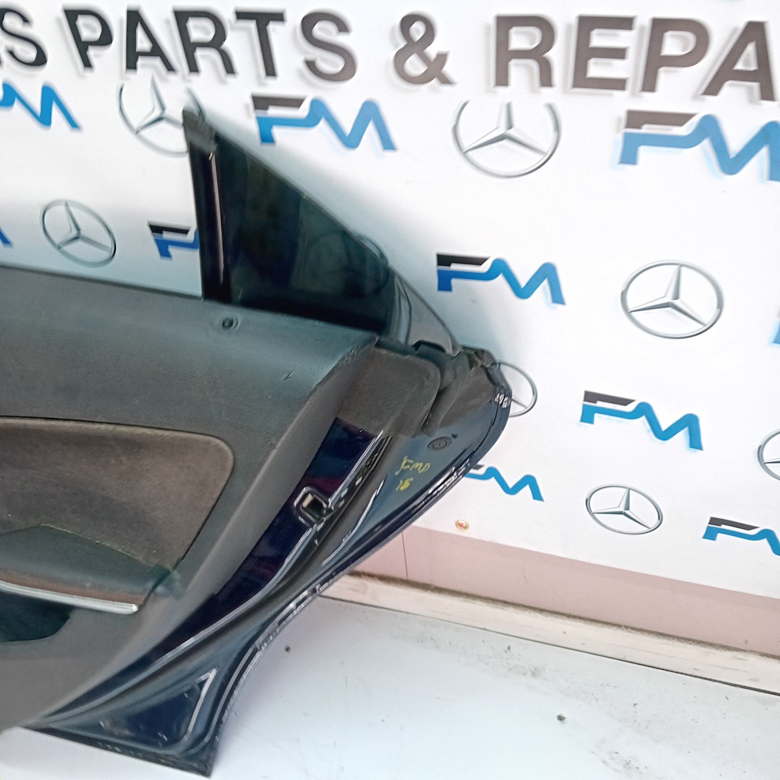MERCEDES BENZ CLA CLASS W117 DRIVER SIDE REAR DOOR ( OFFSIDE REAR ) FMD15