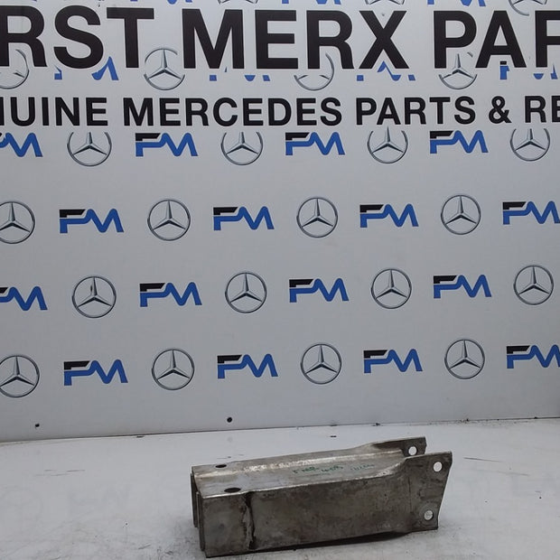 MERCEDES BENZ  C-CLASS W204 LEFT SIDE FRONT CRASH BAR SUPPORT A2046201195 FMR408