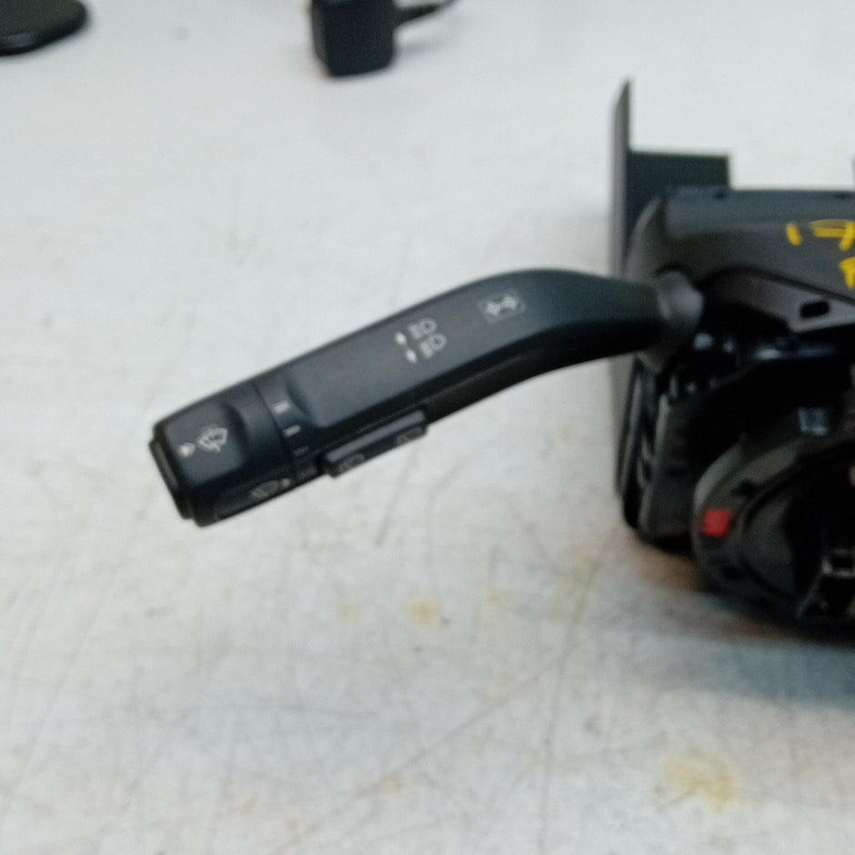 MERCEDES A-CLASS W177 INDICATOR/WIPER GEAR SELECT + SQUIB A1779006718 FM001564