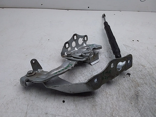 MERCEDES BENZ  C-CLASS W205 BONNET HINGE LEFT PASSENGER SIDE A2058800828 FMR475