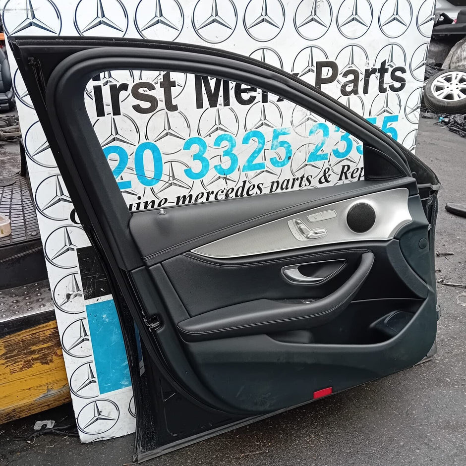 MERCEDES BENZ E-CLASS  W213  PASSENGER SIDE FRONT ( NEAR SIDE FRONT )
