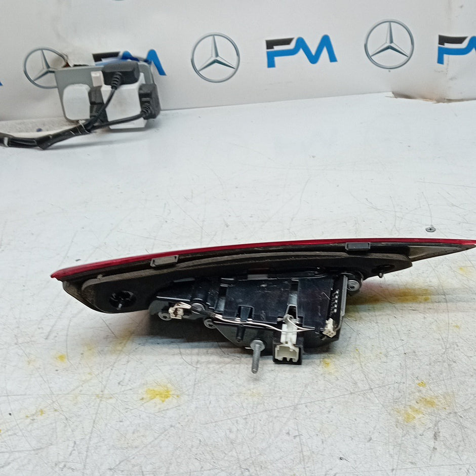 MERCEDES CLA W118 DRIVER RIGHT OS REAR INNER TAIL LIGHT A1189066400 FMT268