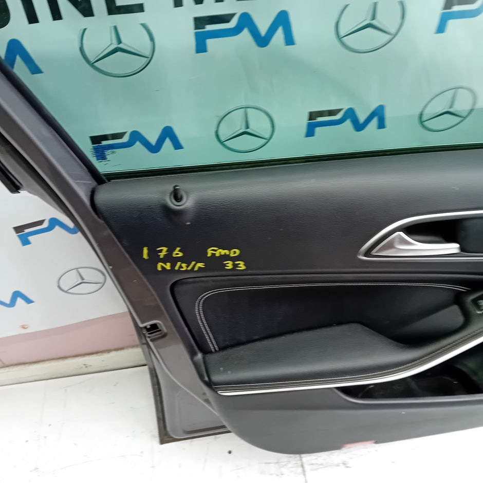 MERCEDES BENZ A-CLASS W176 PASSENGER SIDE FRONT DOOR N/S/F COMPLETE GREY FMD33