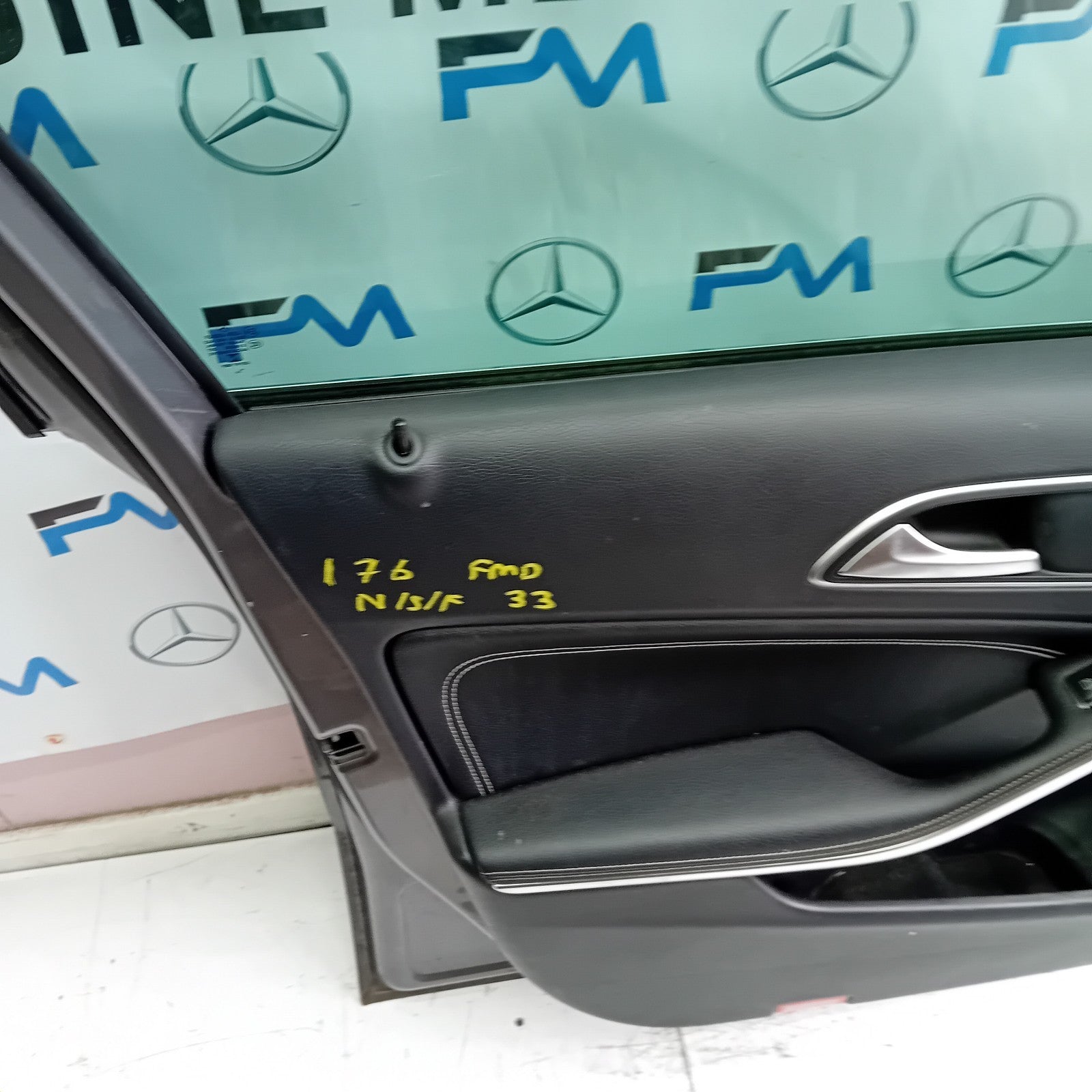 MERCEDES BENZ A-CLASS W176 PASSENGER SIDE FRONT DOOR N/S/F COMPLETE GREY FMD33