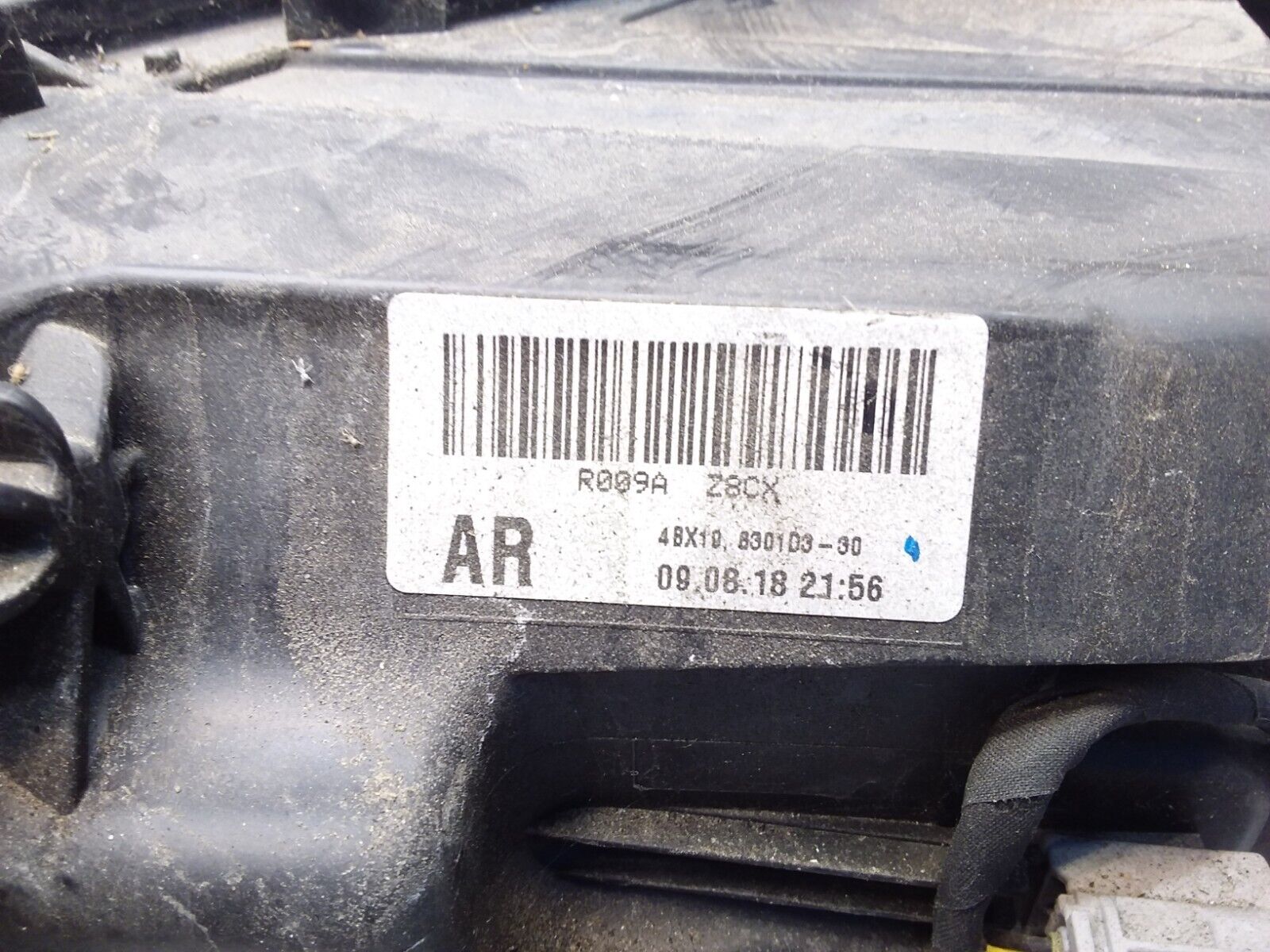 MITSUBISHI OUTLANDER MK3 2018 HEADLIGHT DRIVER SIDE LEFT R009A Z8CX FMH68